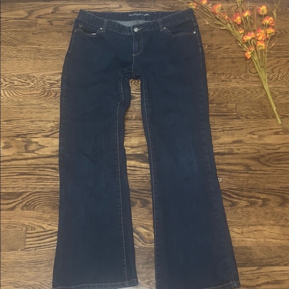 Micheal Kors Jeans with Charm - Picture 9 of 9